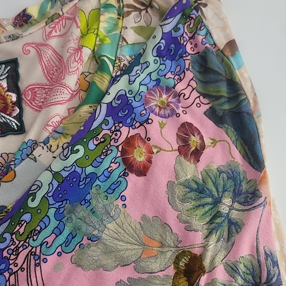 Johnny Was Light Dreamer Multicolor Floral Women's Top - Picture 6 of 6